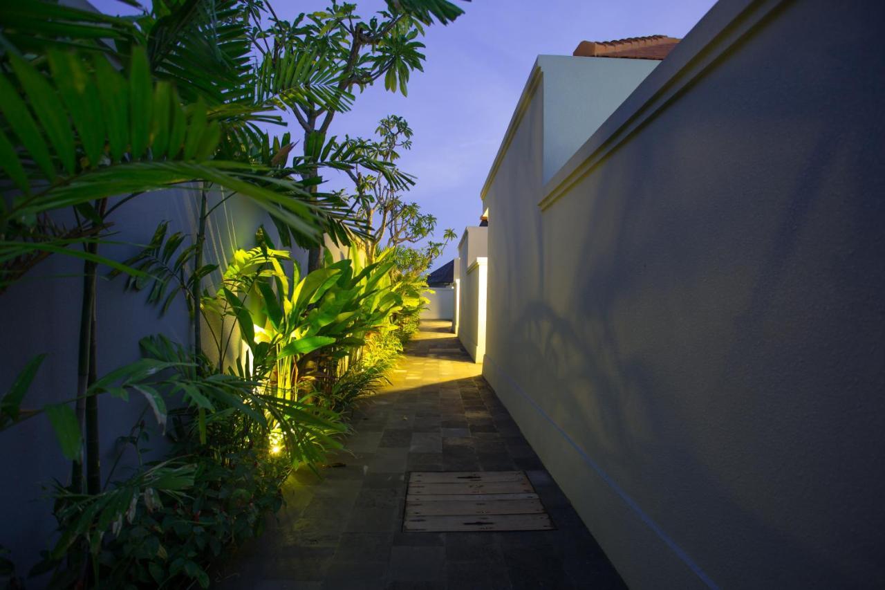 The Awandari Villas Seminyak - Chse Certified Экстерьер фото